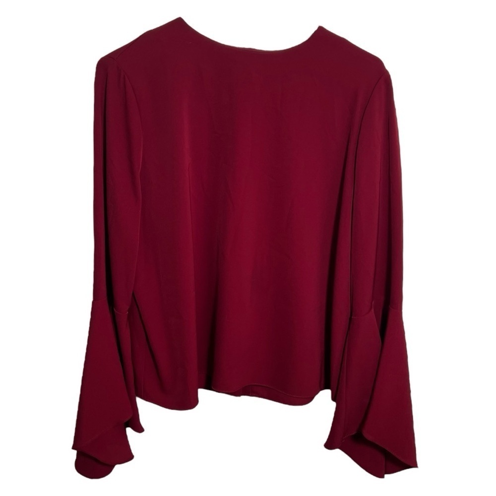 Carmen Marc Valvo Women's Size 10 Blouse Burgundy Wine Bell Sleeve Button‎ Back